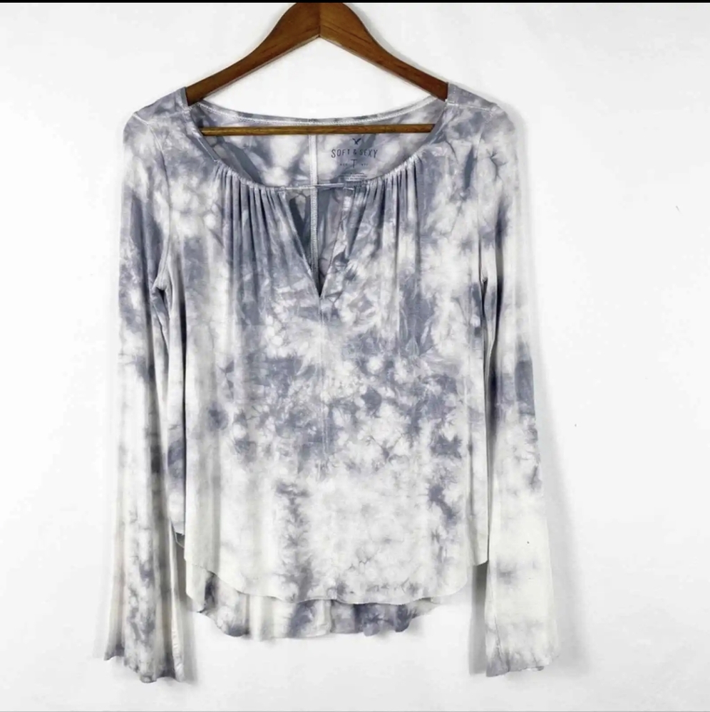 ✨5/$25✨ American Eagle soft & sexy tie-dye top